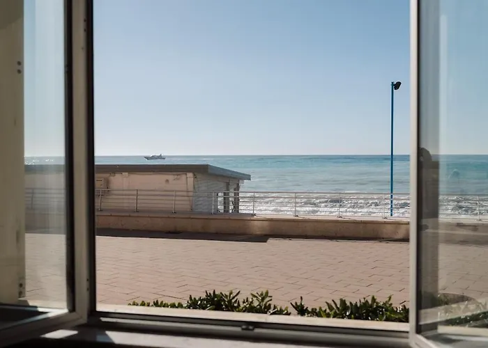 Finestra Sul Mare - *
